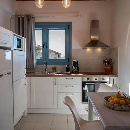 Afrala Χαλικερή